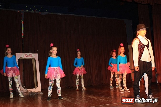 Zdjęcie w galerii na portalu naszraciborz.pl: Gminny Przegląd Zespoł&oacute;w Artystycznych w Krzanowicach wiadomości z regionu