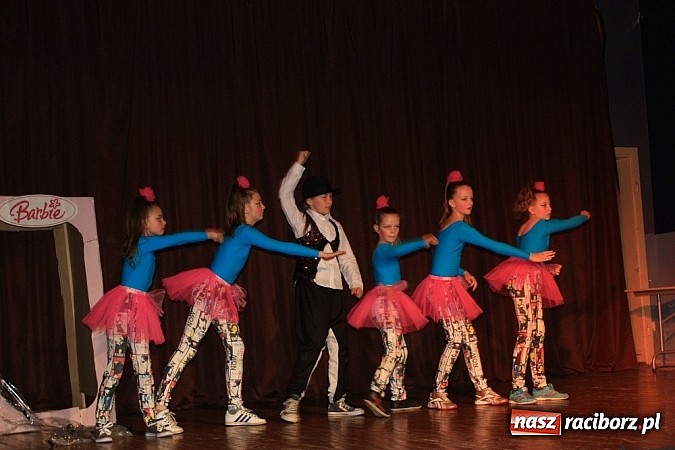 Zdjęcie w galerii na portalu naszraciborz.pl: Gminny Przegląd Zespoł&oacute;w Artystycznych w Krzanowicach wiadomości z regionu