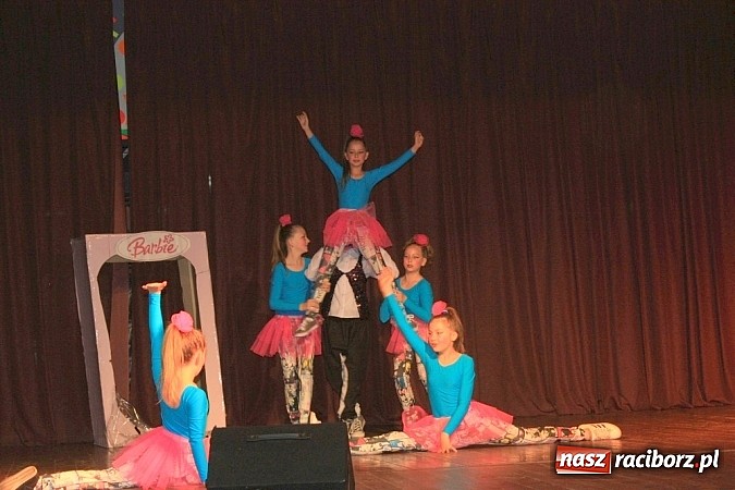 Zdjęcie w galerii na portalu naszraciborz.pl: Gminny Przegląd Zespoł&oacute;w Artystycznych w Krzanowicach wiadomości z regionu