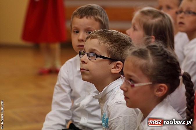 Zdjęcie w galerii na portalu naszraciborz.pl: Nie ma mniej lub bardziej ważnej kulturowości – Dzień Różnorodności Kulturowej w SP 5  wiadomości z regionu