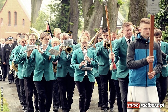 Zdjęcie w galerii na portalu naszraciborz.pl: Na cmentarzu Jeruzalem pożegnano Jana Osuchowskiego  wiadomości z regionu
