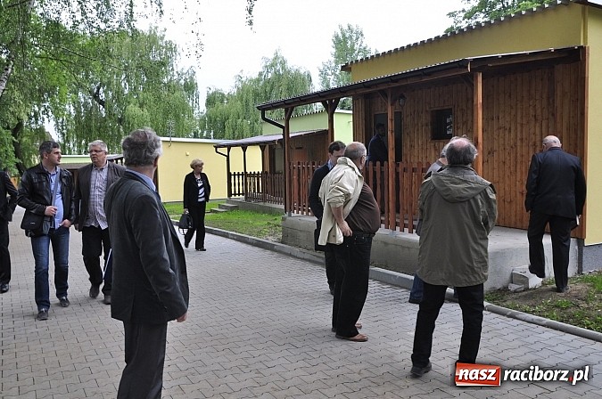 Zdjęcie w galerii na portalu naszraciborz.pl: Radni zwiedzili kemping na Oborze. Anna Ronin: Nie chcę być upierdliwa, ale po co nam to? wiadomości z regionu