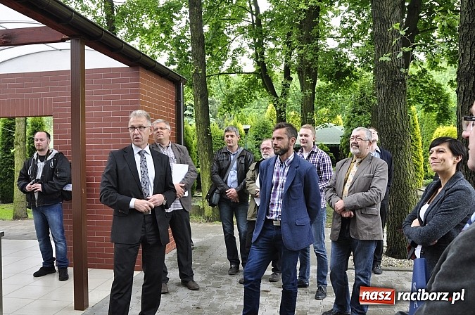 Zdjęcie w galerii na portalu naszraciborz.pl: Radni zwiedzili kemping na Oborze. Anna Ronin: Nie chcę być upierdliwa, ale po co nam to? wiadomości z regionu