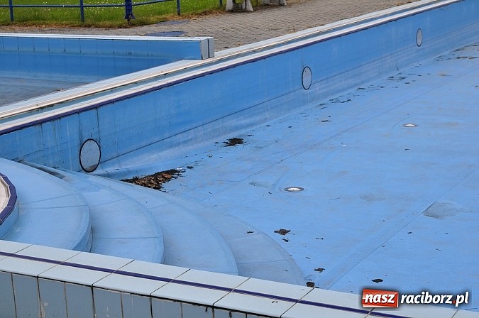 Zdjęcie w galerii na portalu naszraciborz.pl: Radni zwiedzili kemping na Oborze. Anna Ronin: Nie chcę być upierdliwa, ale po co nam to? wiadomości z regionu