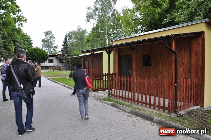 Zdjęcie w galerii na portalu naszraciborz.pl: Radni zwiedzili kemping na Oborze. Anna Ronin: Nie chcę być upierdliwa, ale po co nam to? wiadomości z regionu