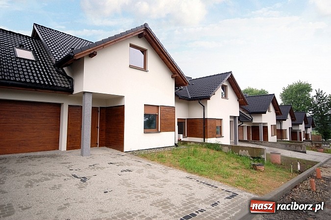 Zdjęcie w galerii na portalu naszraciborz.pl: Akacjowe Osiedle - cisza i spok&oacute;j na Twoich zasadach wiadomości z regionu