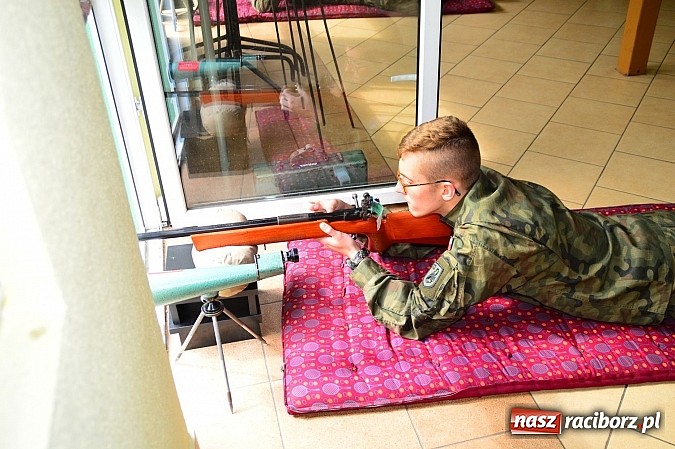 Zdjęcie w galerii na portalu naszraciborz.pl: Uczniowie z II LO strzelają najlepiej! wiadomości z regionu