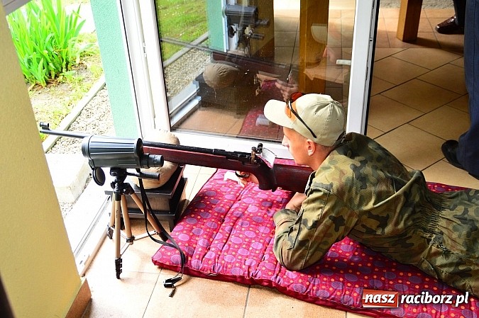 Zdjęcie w galerii na portalu naszraciborz.pl: Uczniowie z II LO strzelają najlepiej! wiadomości z regionu