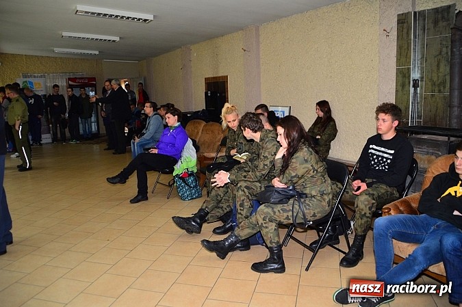 Zdjęcie w galerii na portalu naszraciborz.pl: Uczniowie z II LO strzelają najlepiej! wiadomości z regionu