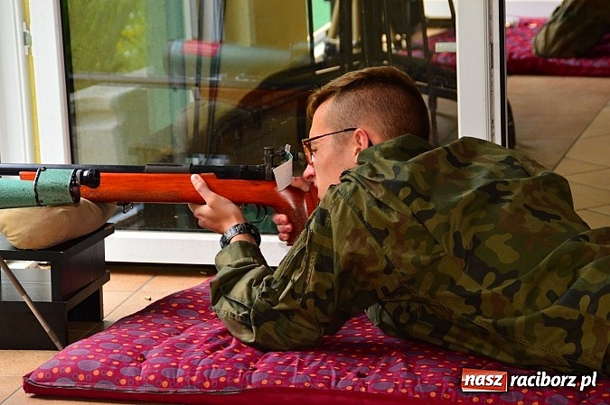 Zdjęcie w galerii na portalu naszraciborz.pl: Uczniowie z II LO strzelają najlepiej! wiadomości z regionu