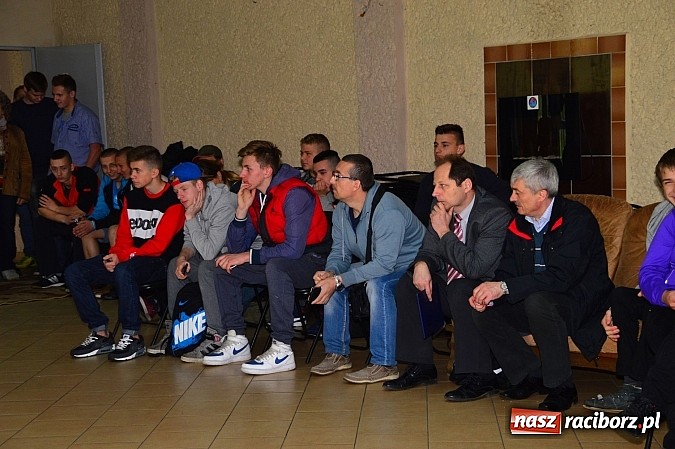 Zdjęcie w galerii na portalu naszraciborz.pl: Uczniowie z II LO strzelają najlepiej! wiadomości z regionu