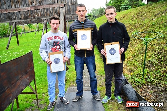 Zdjęcie w galerii na portalu naszraciborz.pl: Uczniowie z II LO strzelają najlepiej! wiadomości z regionu