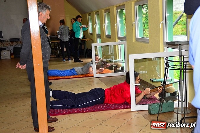 Zdjęcie w galerii na portalu naszraciborz.pl: Uczniowie z II LO strzelają najlepiej! wiadomości z regionu