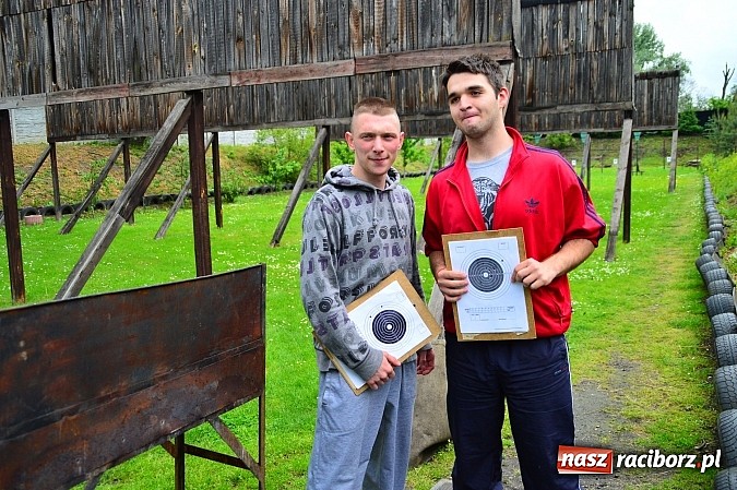 Zdjęcie w galerii na portalu naszraciborz.pl: Uczniowie z II LO strzelają najlepiej! wiadomości z regionu