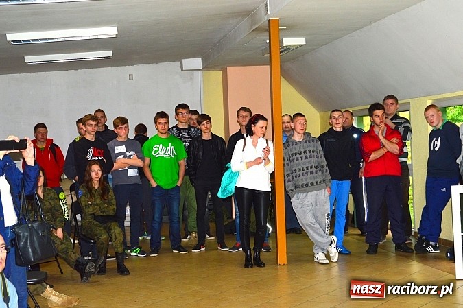 Zdjęcie w galerii na portalu naszraciborz.pl: Uczniowie z II LO strzelają najlepiej! wiadomości z regionu