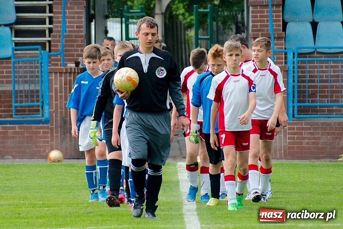 Zdjęcie w galerii na portalu naszraciborz.pl: Walka do samego końca się opłaca. Jakub Kądzioła zapewnił Unii komplet punktów wiadomości z regionu