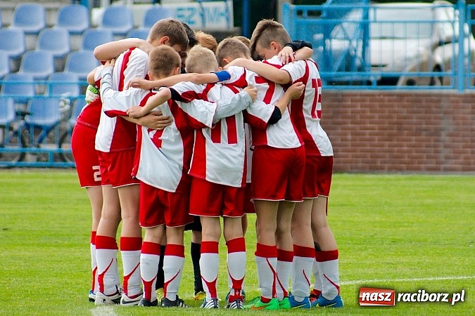 Zdjęcie w galerii na portalu naszraciborz.pl: Walka do samego końca się opłaca. Jakub Kądzioła zapewnił Unii komplet punktów wiadomości z regionu