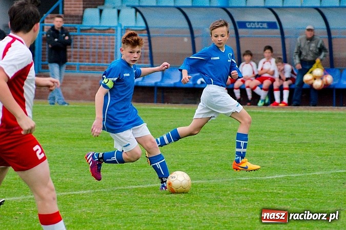 Zdjęcie w galerii na portalu naszraciborz.pl: Walka do samego końca się opłaca. Jakub Kądzioła zapewnił Unii komplet punktów wiadomości z regionu