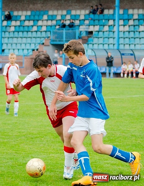 Zdjęcie w galerii na portalu naszraciborz.pl: Walka do samego końca się opłaca. Jakub Kądzioła zapewnił Unii komplet punktów wiadomości z regionu