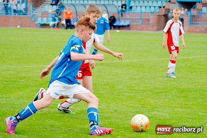 Zdjęcie w galerii na portalu naszraciborz.pl: Walka do samego końca się opłaca. Jakub Kądzioła zapewnił Unii komplet punktów wiadomości z regionu