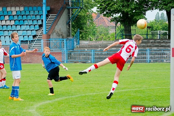 Zdjęcie w galerii na portalu naszraciborz.pl: Walka do samego końca się opłaca. Jakub Kądzioła zapewnił Unii komplet punktów wiadomości z regionu