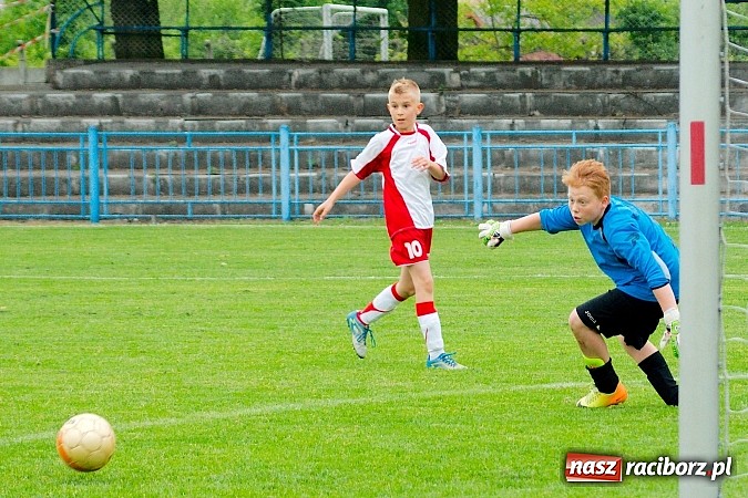 Zdjęcie w galerii na portalu naszraciborz.pl: Walka do samego końca się opłaca. Jakub Kądzioła zapewnił Unii komplet punktów wiadomości z regionu