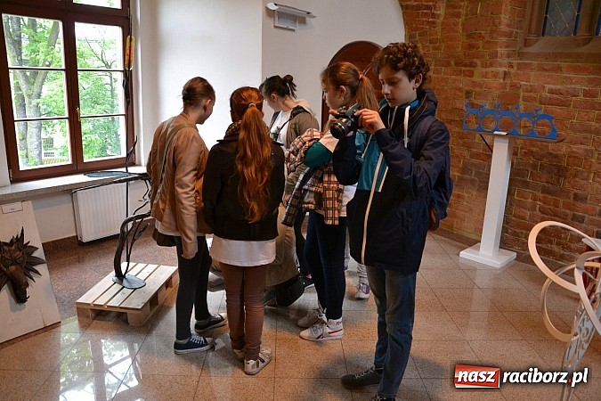 Zdjęcie w galerii na portalu naszraciborz.pl: I spotkanie w ramach projektu Zamek inspiracją artystyczną wiadomości z regionu