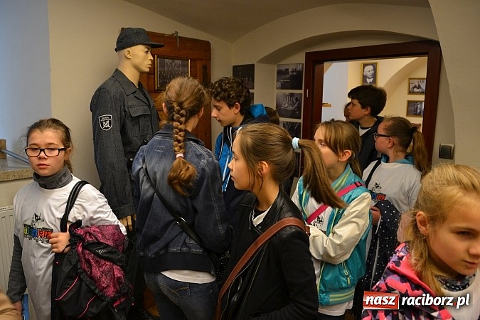 Zdjęcie w galerii na portalu naszraciborz.pl: I spotkanie w ramach projektu Zamek inspiracją artystyczną wiadomości z regionu