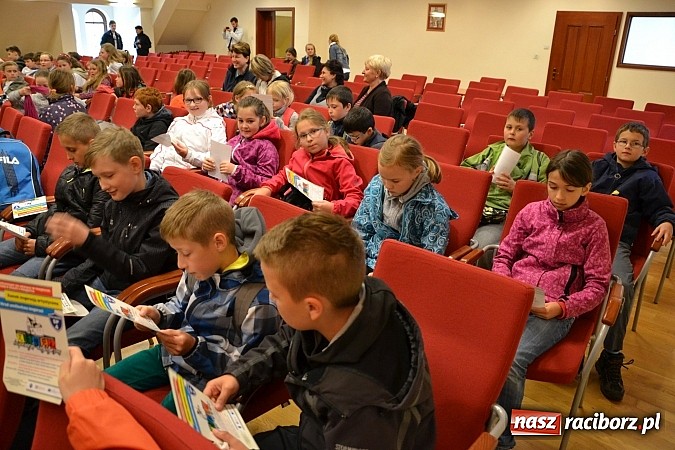 Zdjęcie w galerii na portalu naszraciborz.pl: I spotkanie w ramach projektu Zamek inspiracją artystyczną wiadomości z regionu