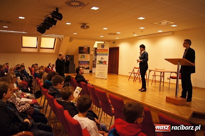 Zdjęcie w galerii na portalu naszraciborz.pl: I spotkanie w ramach projektu Zamek inspiracją artystyczną wiadomości z regionu