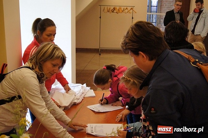 Zdjęcie w galerii na portalu naszraciborz.pl: I spotkanie w ramach projektu Zamek inspiracją artystyczną wiadomości z regionu