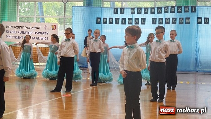 Zdjęcie w galerii na portalu naszraciborz.pl: Wyróżnienie dla tancerzy z Kuźni Raciborskiej w Gliwicach wiadomości z regionu