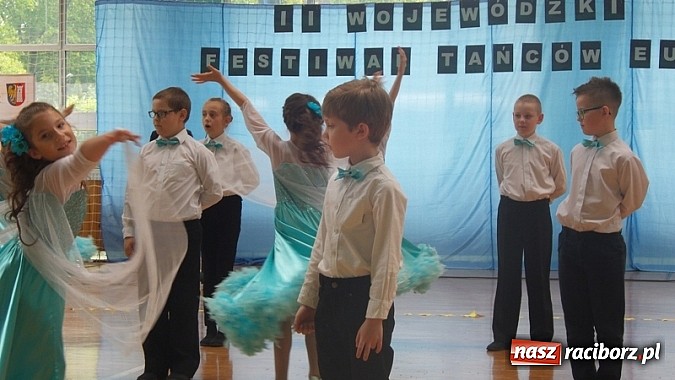 Zdjęcie w galerii na portalu naszraciborz.pl: Wyróżnienie dla tancerzy z Kuźni Raciborskiej w Gliwicach wiadomości z regionu