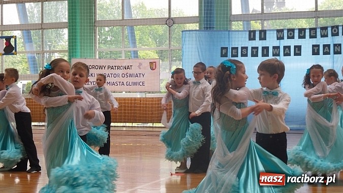 Zdjęcie w galerii na portalu naszraciborz.pl: Wyróżnienie dla tancerzy z Kuźni Raciborskiej w Gliwicach wiadomości z regionu
