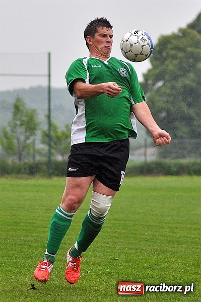 Zdjęcie w galerii na portalu naszraciborz.pl: Wicher z Płoni rozbił rezerwy Tworkowa wiadomości z regionu