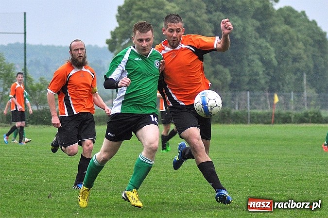 Zdjęcie w galerii na portalu naszraciborz.pl: Wicher z Płoni rozbił rezerwy Tworkowa wiadomości z regionu