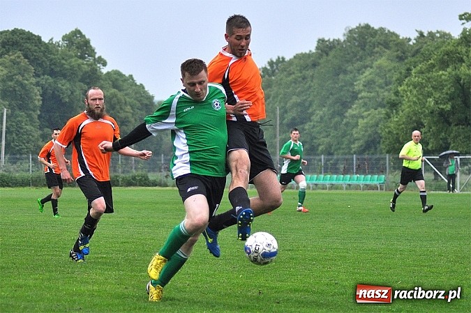 Zdjęcie w galerii na portalu naszraciborz.pl: Wicher z Płoni rozbił rezerwy Tworkowa wiadomości z regionu