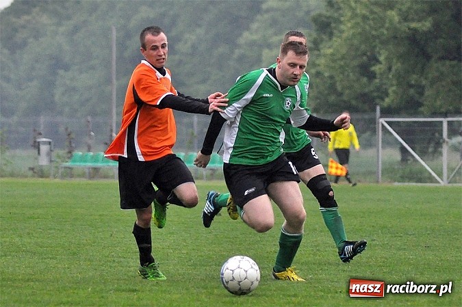 Zdjęcie w galerii na portalu naszraciborz.pl: Wicher z Płoni rozbił rezerwy Tworkowa wiadomości z regionu