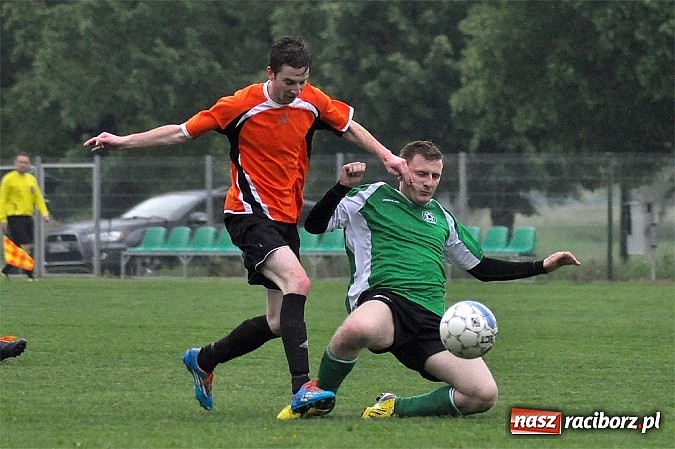 Zdjęcie w galerii na portalu naszraciborz.pl: Wicher z Płoni rozbił rezerwy Tworkowa wiadomości z regionu