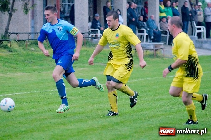 Zdjęcie w galerii na portalu naszraciborz.pl: Tragedia w dwóch aktach. Gamów lepszy od Owsiszcz wiadomości z regionu