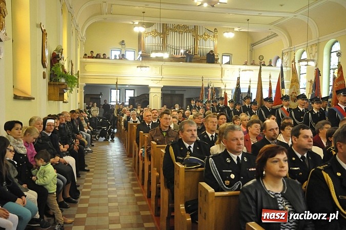 Zdjęcie w galerii na portalu naszraciborz.pl: Ojciec Marceli Dębski, kapelan raciborskich strażaków, świętuje dziś 25-lecie kapłaństwa wiadomości z regionu