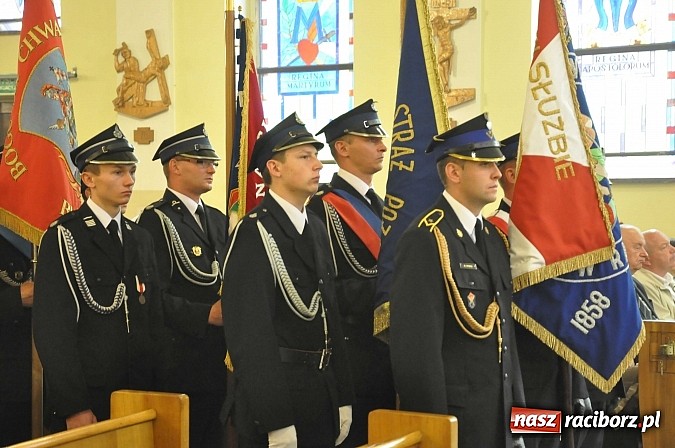Zdjęcie w galerii na portalu naszraciborz.pl: Ojciec Marceli Dębski, kapelan raciborskich strażaków, świętuje dziś 25-lecie kapłaństwa wiadomości z regionu