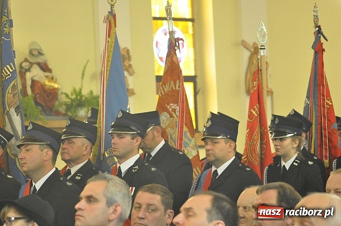 Zdjęcie w galerii na portalu naszraciborz.pl: Ojciec Marceli Dębski, kapelan raciborskich strażaków, świętuje dziś 25-lecie kapłaństwa wiadomości z regionu