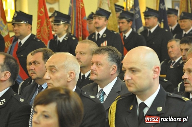 Zdjęcie w galerii na portalu naszraciborz.pl: Ojciec Marceli Dębski, kapelan raciborskich strażaków, świętuje dziś 25-lecie kapłaństwa wiadomości z regionu