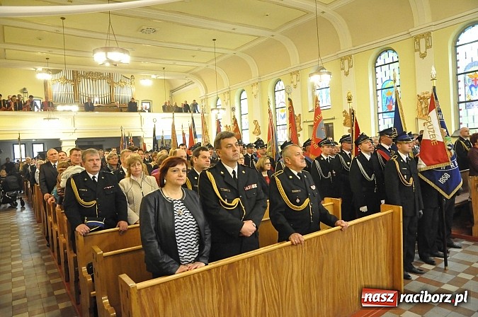 Zdjęcie w galerii na portalu naszraciborz.pl: Ojciec Marceli Dębski, kapelan raciborskich strażaków, świętuje dziś 25-lecie kapłaństwa wiadomości z regionu