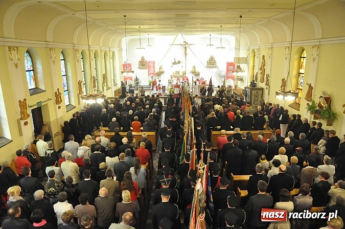 Zdjęcie w galerii na portalu naszraciborz.pl: Ojciec Marceli Dębski, kapelan raciborskich strażaków, świętuje dziś 25-lecie kapłaństwa wiadomości z regionu