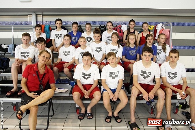 Zdjęcie w galerii na portalu naszraciborz.pl: XII Międzynarodowe Zawody Pływackie o Puchar Prezesa MKS-SMS Victoria Racib&oacute;rz wiadomości z regionu