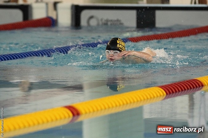 Zdjęcie w galerii na portalu naszraciborz.pl: XII Międzynarodowe Zawody Pływackie o Puchar Prezesa MKS-SMS Victoria Racib&oacute;rz wiadomości z regionu