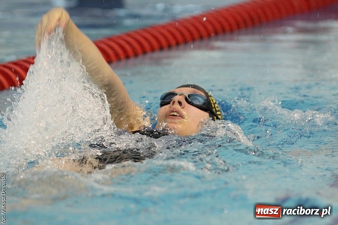 Zdjęcie w galerii na portalu naszraciborz.pl: XII Międzynarodowe Zawody Pływackie o Puchar Prezesa MKS-SMS Victoria Racib&oacute;rz wiadomości z regionu