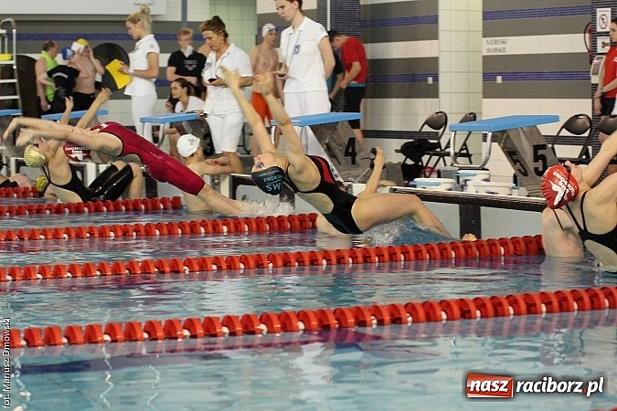 Zdjęcie w galerii na portalu naszraciborz.pl: XII Międzynarodowe Zawody Pływackie o Puchar Prezesa MKS-SMS Victoria Racib&oacute;rz wiadomości z regionu